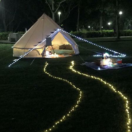 Glamping Kaki - Medium Bell Tent Singapore Eksteriør billede