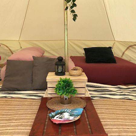 Glamping Kaki - Medium Bell Tent Singapore Eksteriør billede