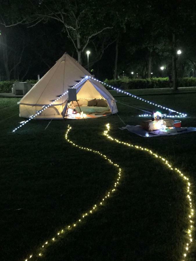 Glamping Kaki - Medium Bell Tent Singapore Eksteriør billede