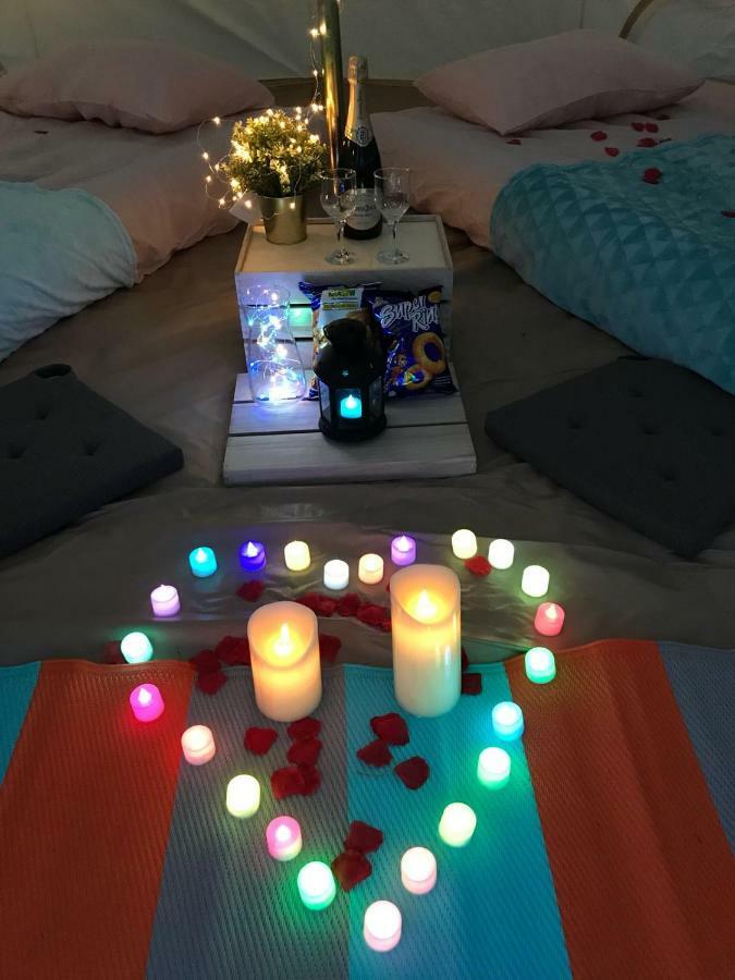 Glamping Kaki - Medium Bell Tent Singapore Eksteriør billede