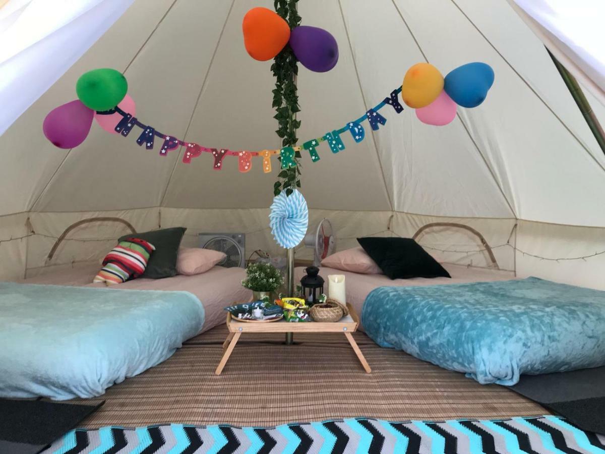 Glamping Kaki - Medium Bell Tent Singapore Eksteriør billede